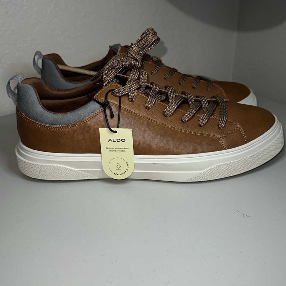 ALDO WATER RESISTANT NEW, size 14, very comfy, last one!